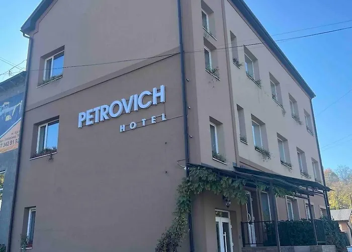 Petrovich Hotel Khust