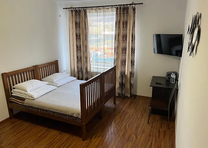 Petrovich Hotel *